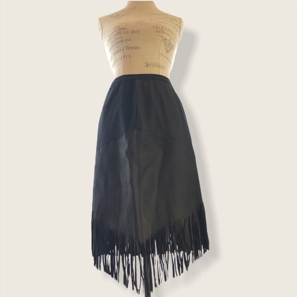 Elie Tahari Dresses & Skirts - Elie Tahari Leather Fringe asymmetrical